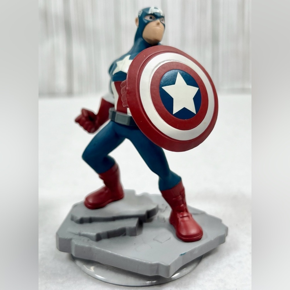 DISNEY INFINITY 2.0 Edition Marvel Super‎ Heroes Captain America Figure